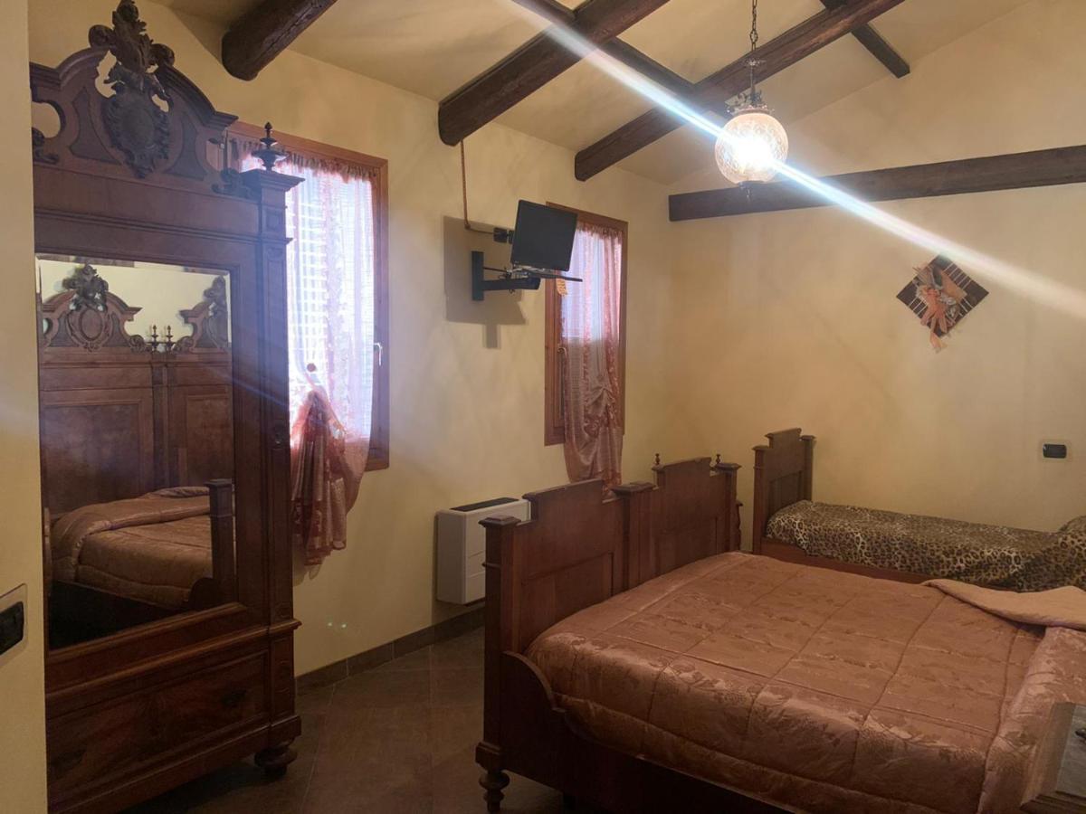 B&B Dal Fiocinino Comacchio Luaran gambar